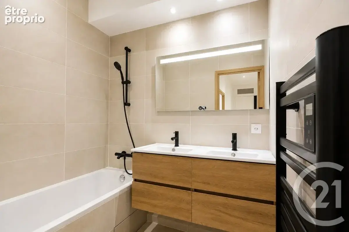 Appartement 3 pièces 59 m² à vendre à Nice (06100) - photo 11
