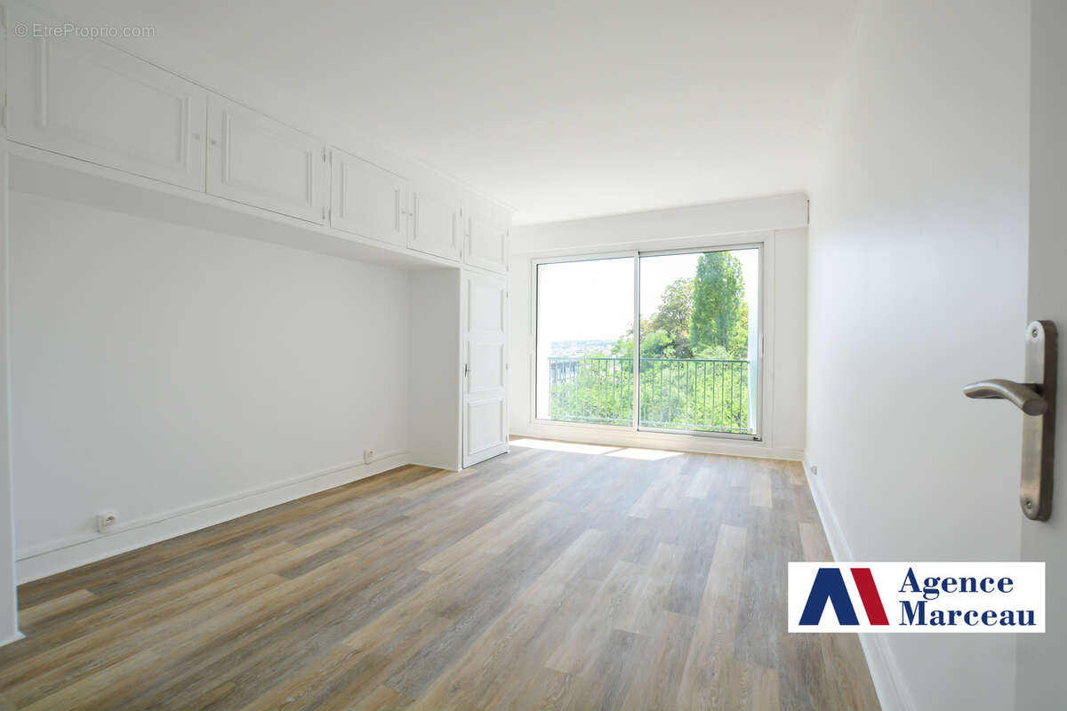Appartement à PUTEAUX