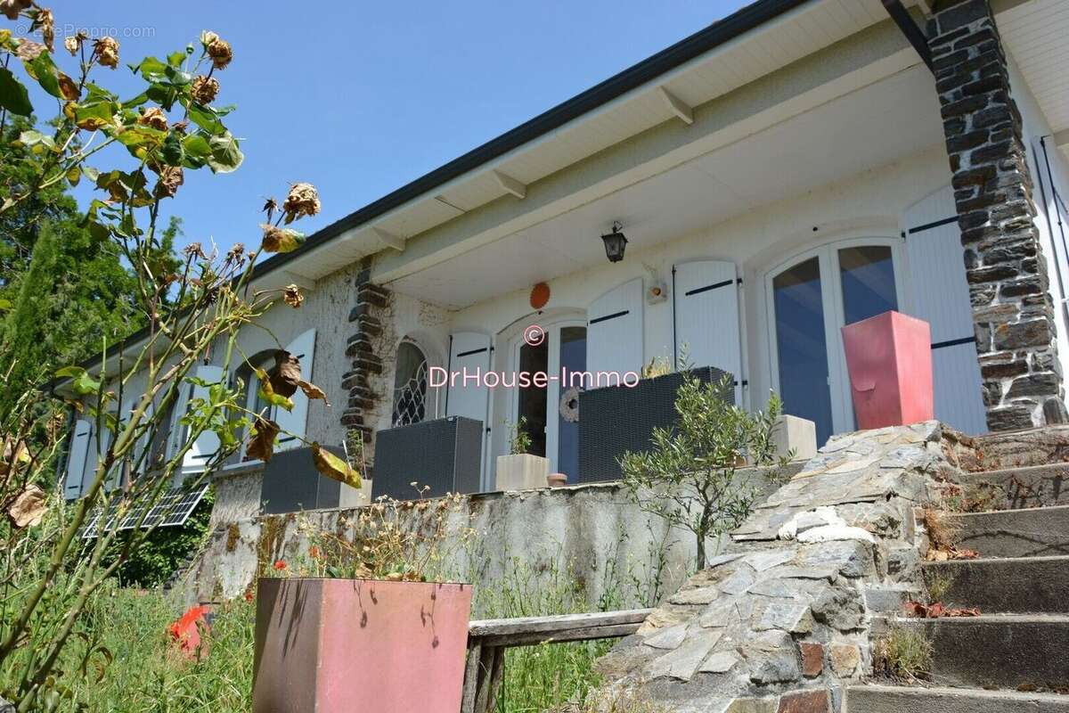 Maison 197 m² à Brigueuil  - photo 29