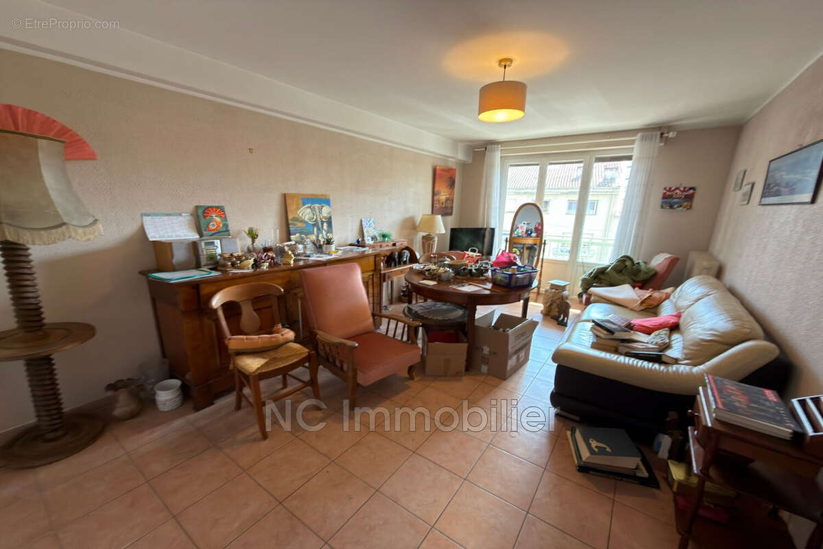 Appartement à CAGNES-SUR-MER