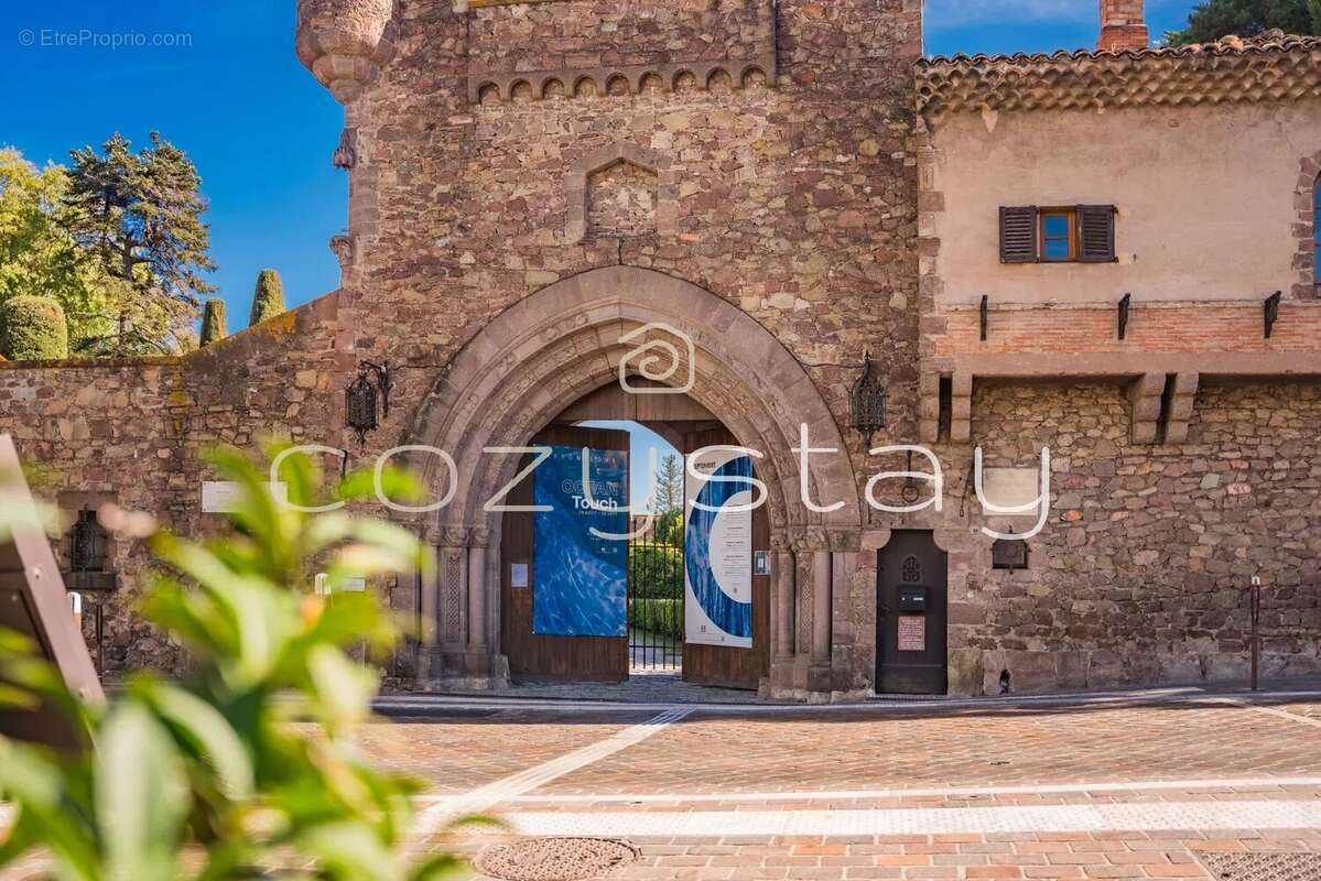 Appartement à MANDELIEU-LA-NAPOULE