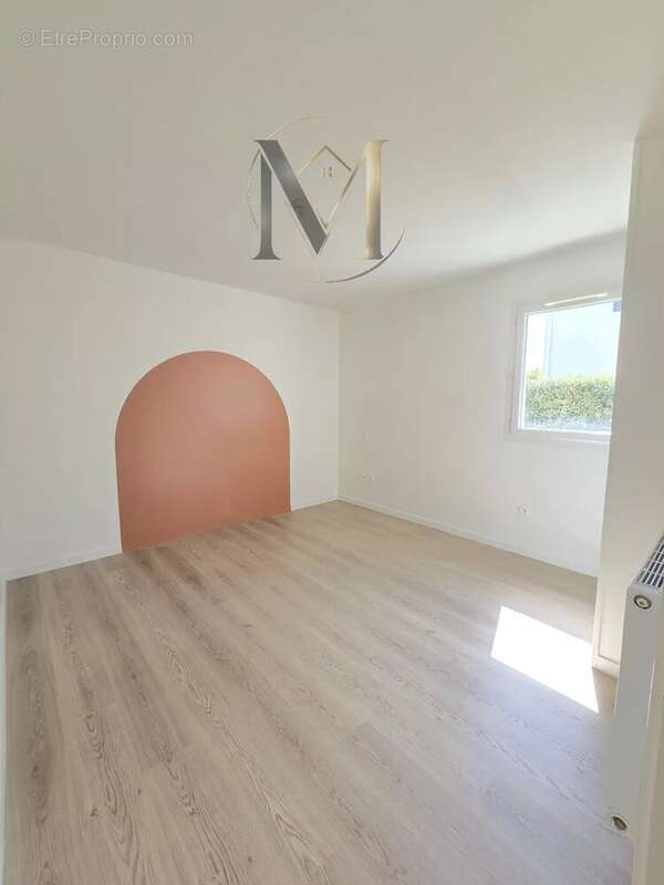 Appartement à LONS