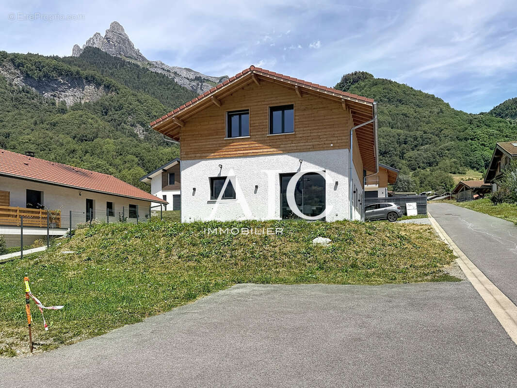 Maison à SALLANCHES