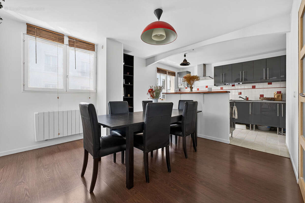 Appartement à PARIS-20E