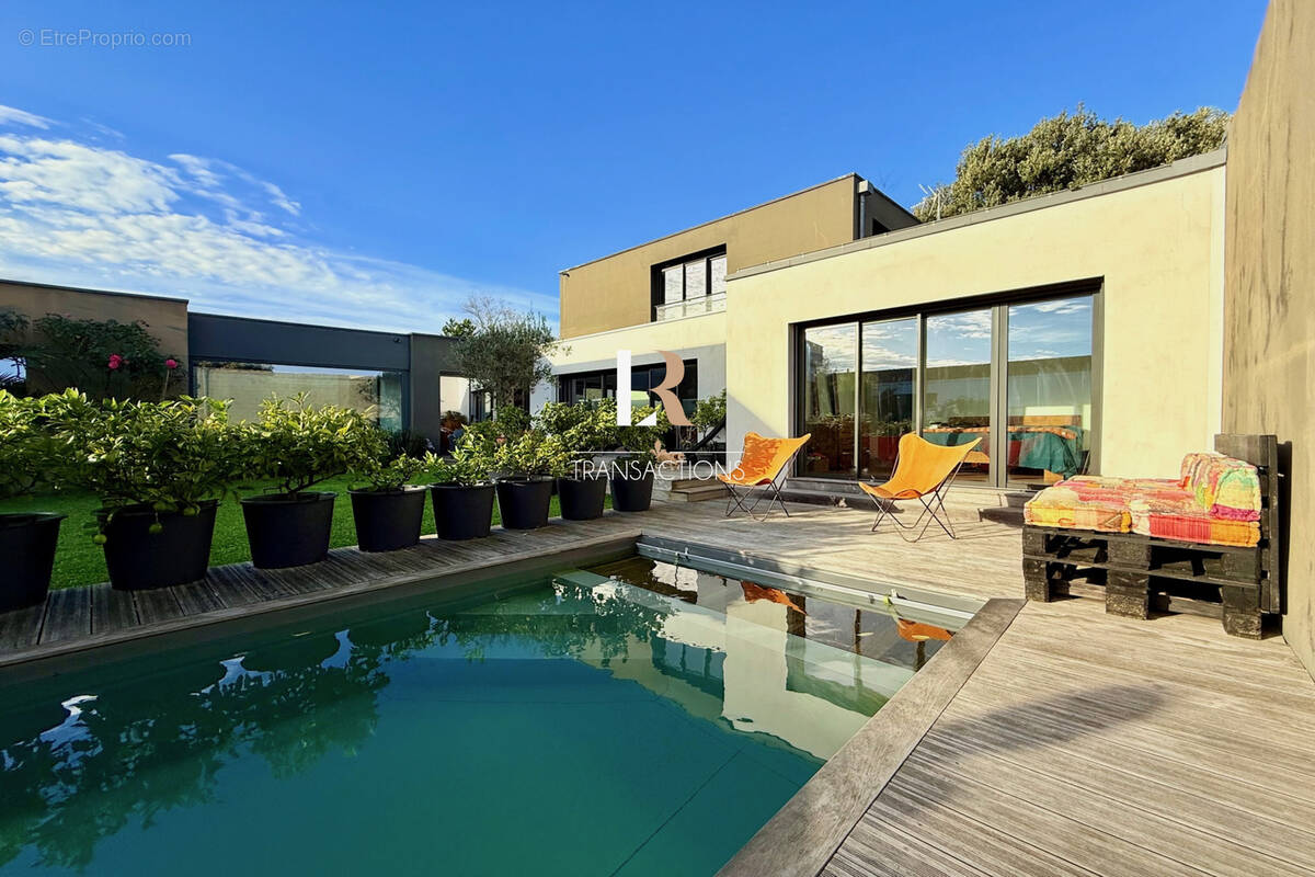 Maison à LA ROCHELLE