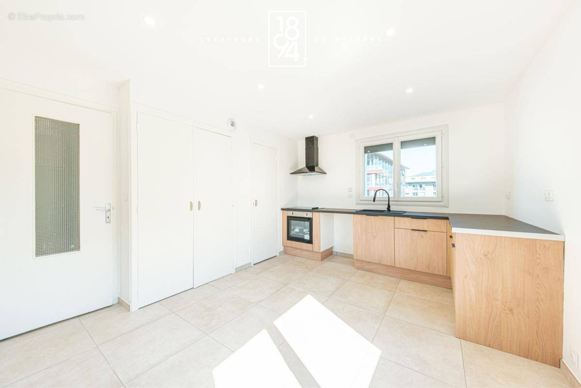 Appartement à LA RAVOIRE