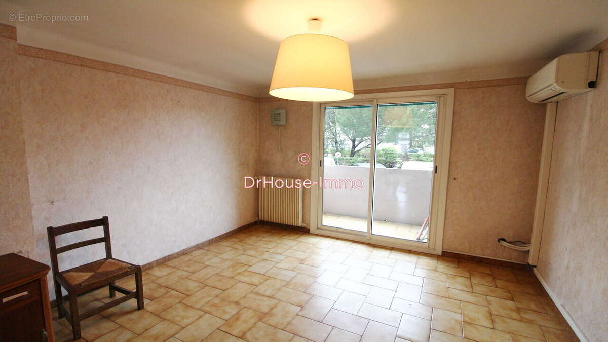Appartement à MARSEILLE-9E