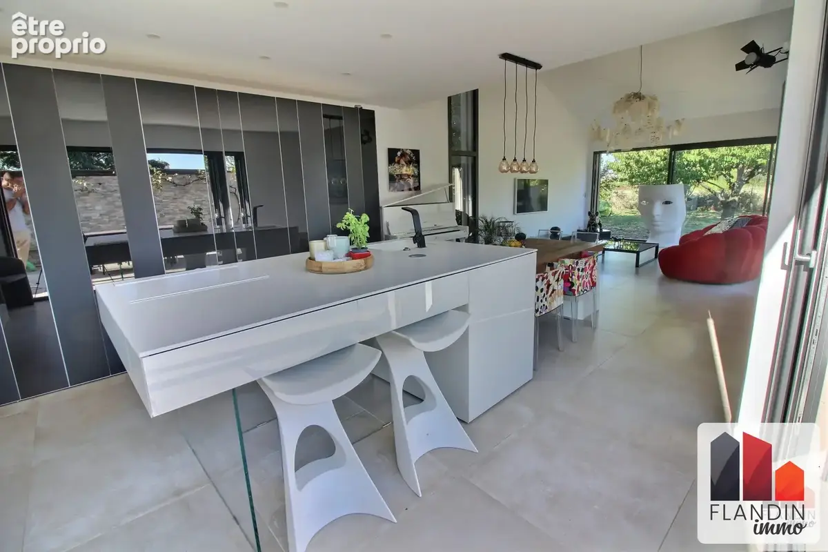 Maison 5 pièces 120 m² à vendre à Vourles (69390) - photo 3