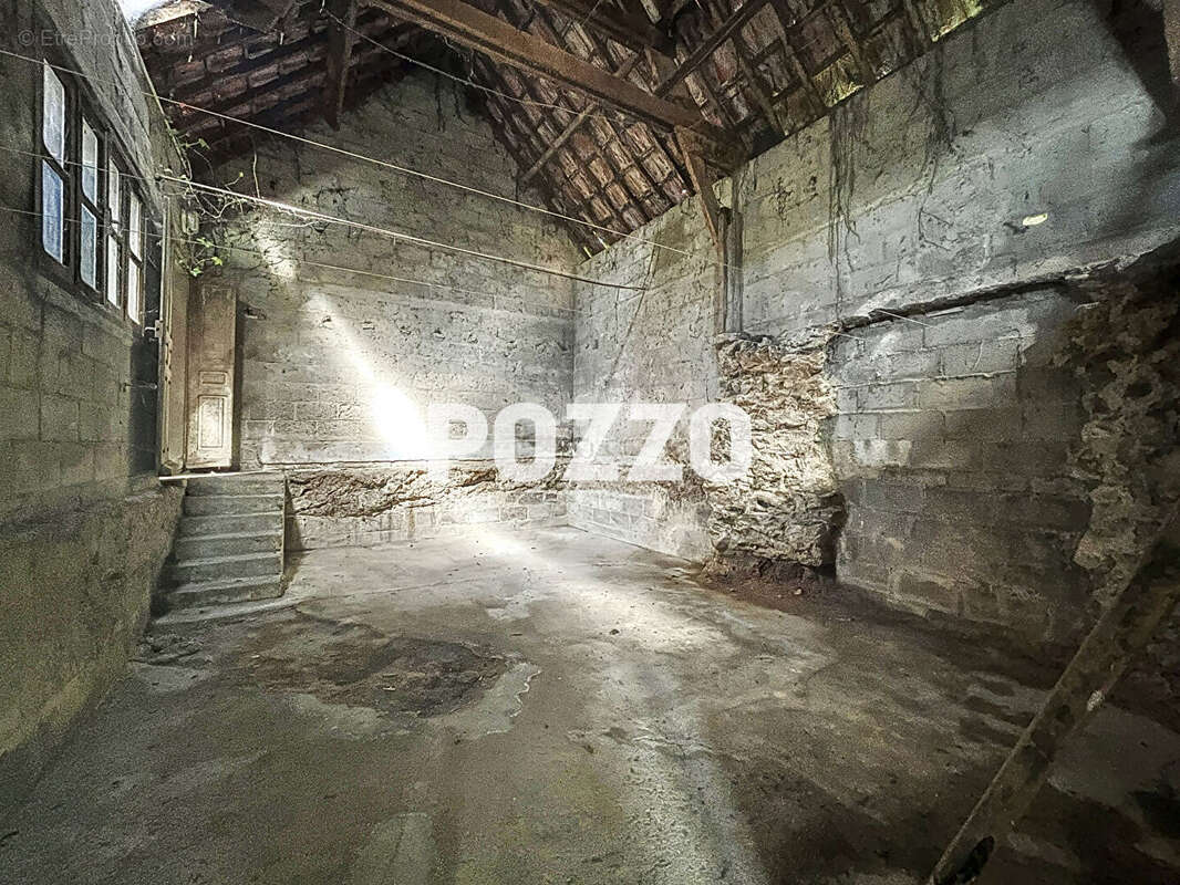 Maison à SAINT-SAUVEUR-LENDELIN