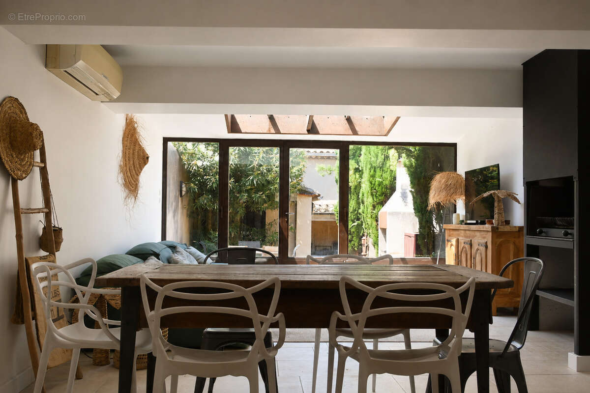 Maison avec vue exceptionnelle sur la Cité de Carcassonne - photo 5
