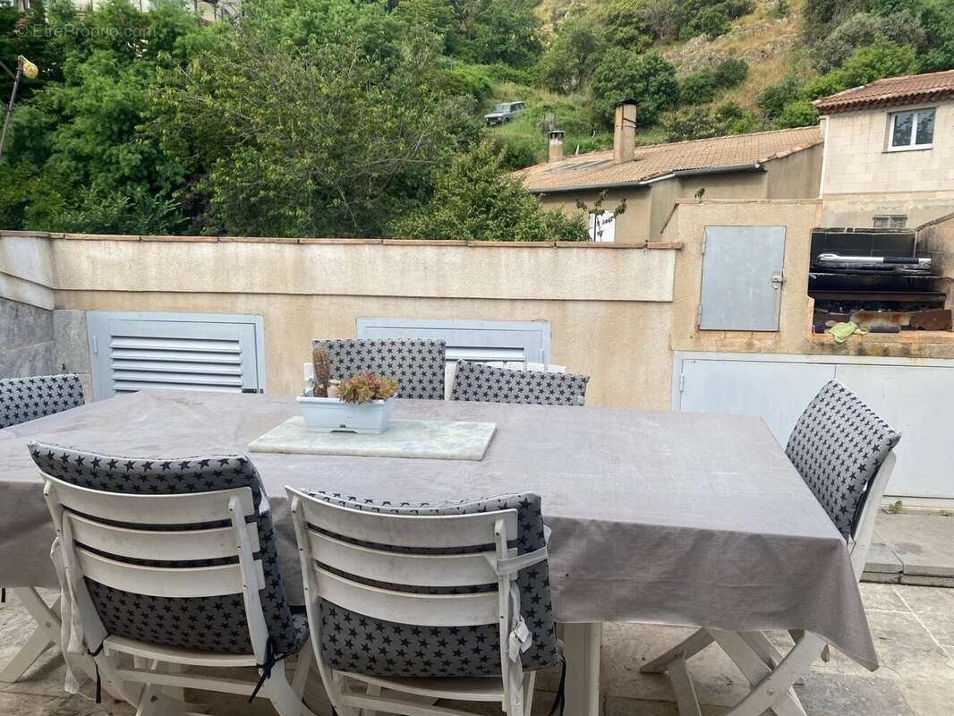 Appartement à LA GARDE-FREINET