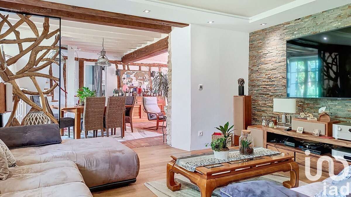 Photo 4 - Maison à MONDONVILLE-SAINT-JEAN