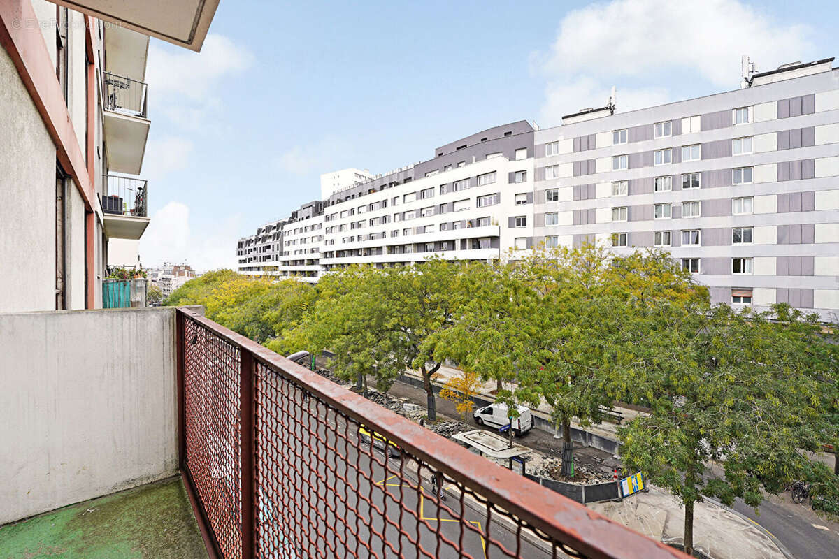 Appartement à PARIS-20E