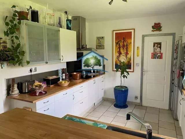 Maison à BUCHY