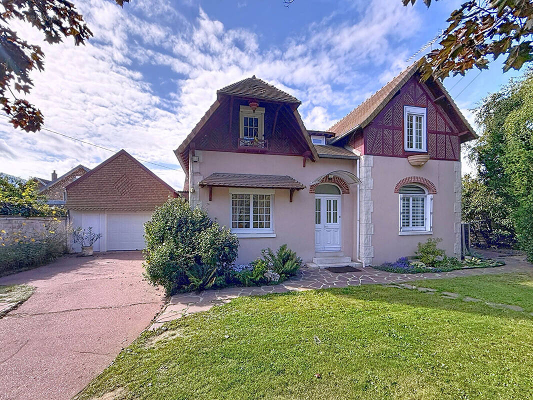 Maison à SOTTEVILLE-LES-ROUEN