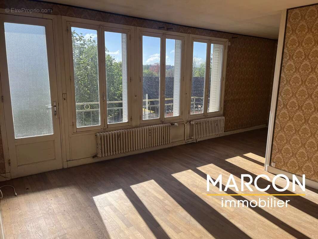 Vente maison secteur crocq - proche commerces - photo 4