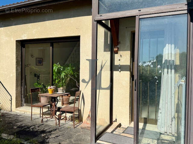 Maison à PORTES-LES-VALENCE