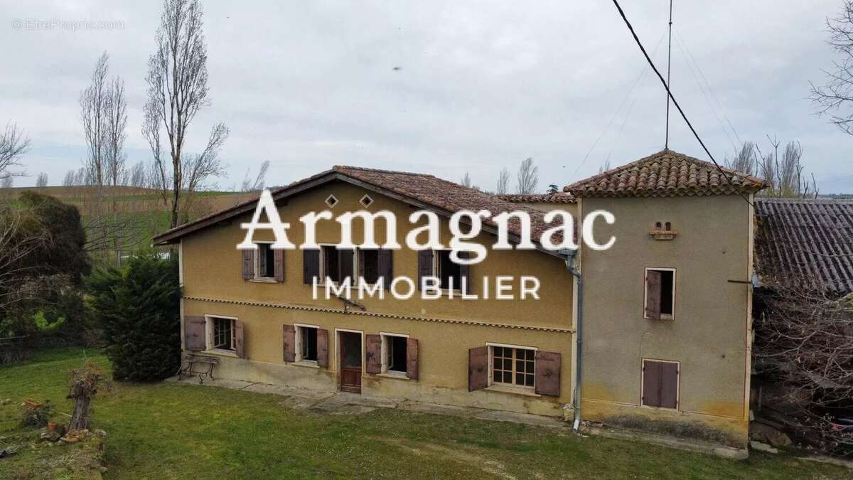 Maison à MONCRABEAU