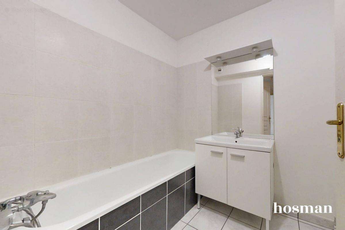Appartement à LYON-8E