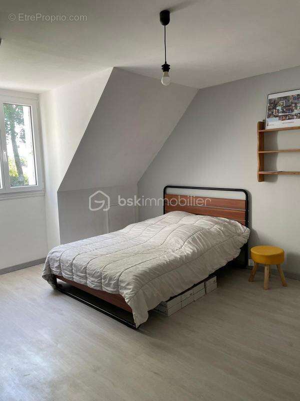 Maison à ANGERVILLIERS