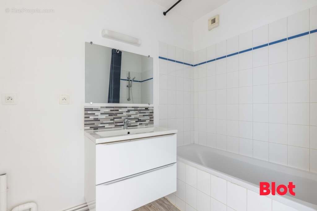 Appartement à THORIGNE-FOUILLARD