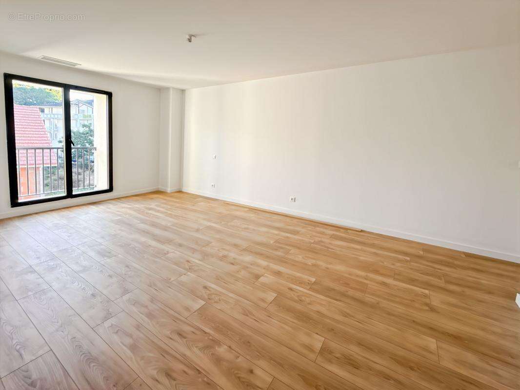 Appartement à BILLERE