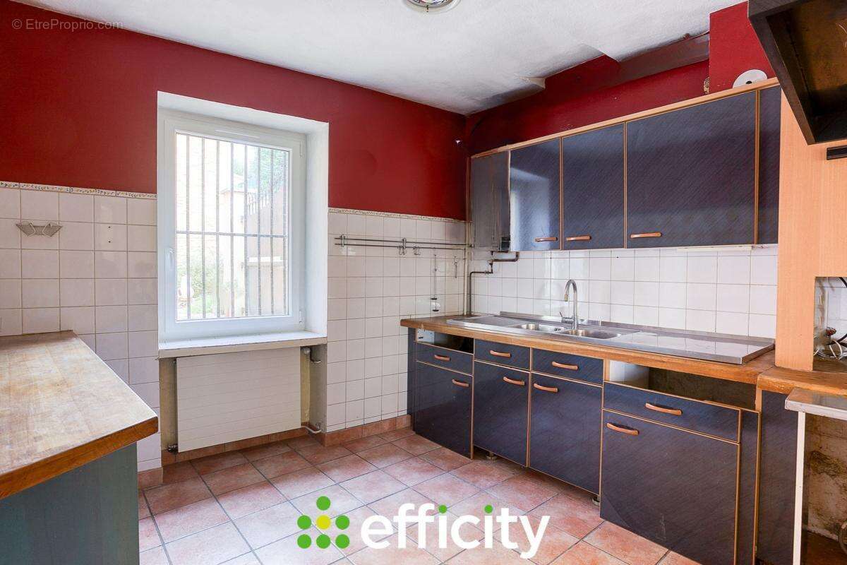 Maison à CHASSE-SUR-RHONE