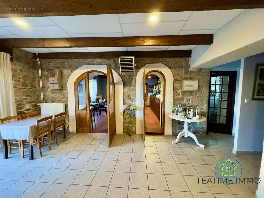 324 m² à Loguivy-Plougras  - photo 5