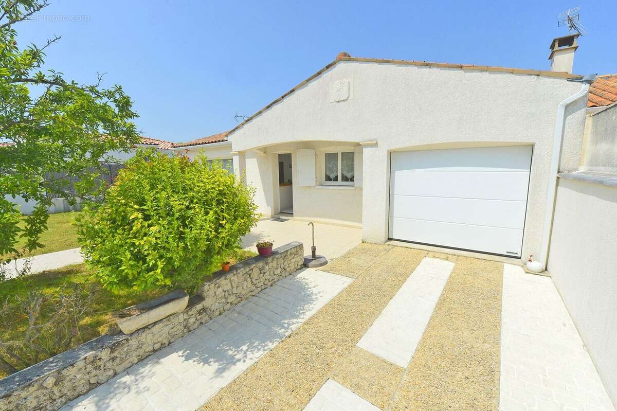 Maison à MESCHERS-SUR-GIRONDE