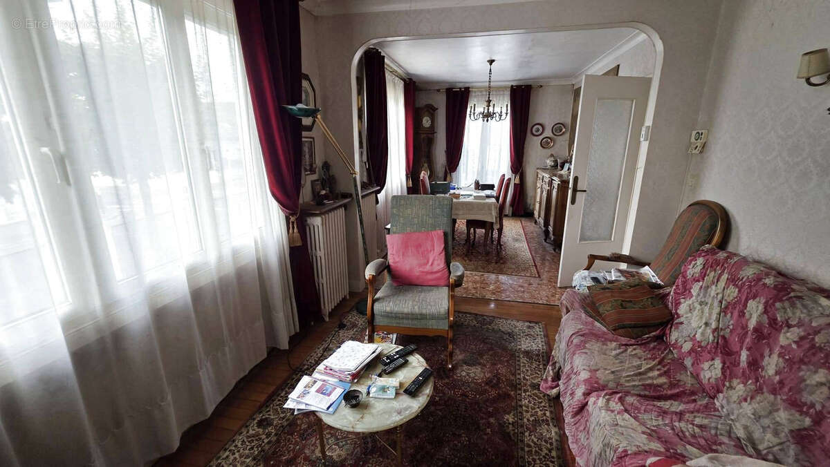 Maison à TREMBLAY-EN-FRANCE