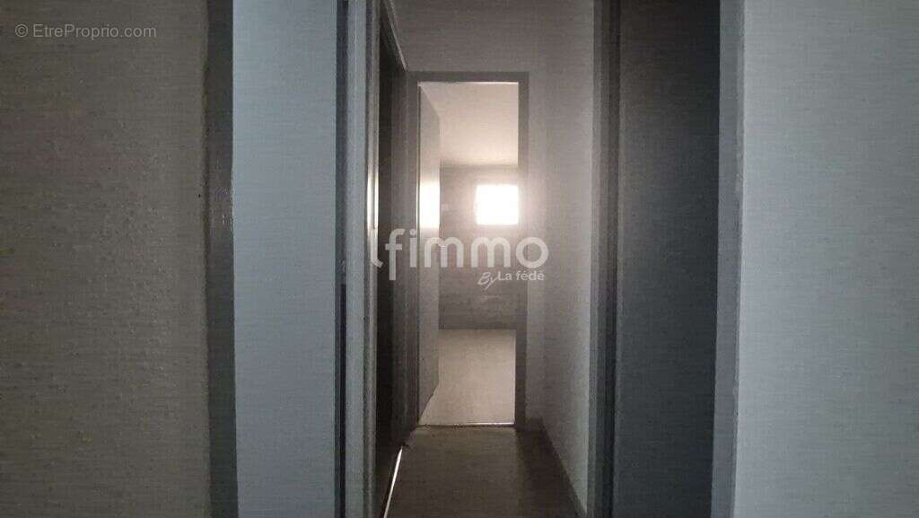 Appartement sur 1 étage avec  cour commune - photo 6