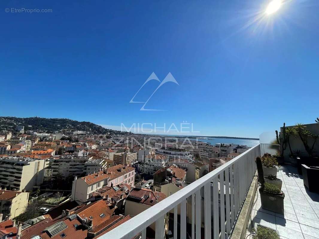 Rare, Penthouse a rénover - Cannes – Vue panoramique - photo 9