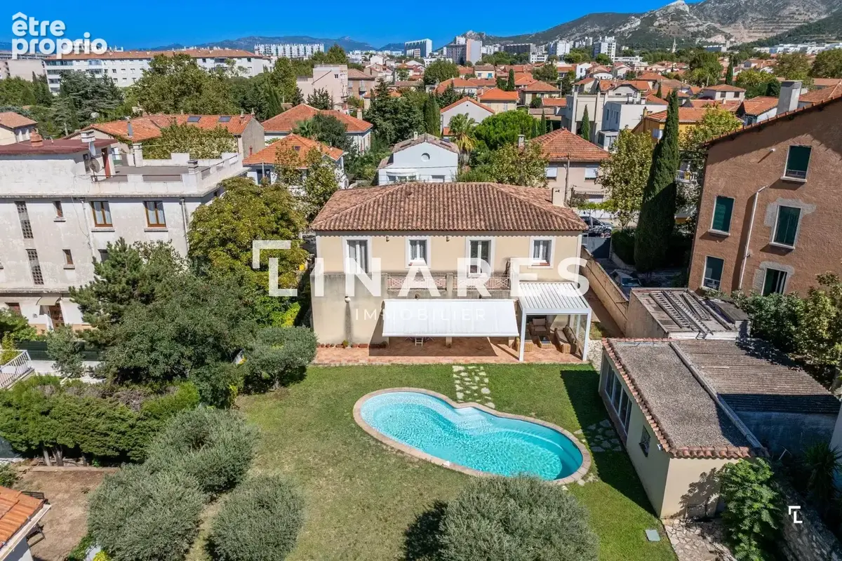 LA FAMILIALE - Maison T7 de 202m2 - Terrasses - Piscine - Garage - 13009 Sainte-Marguerite - photo 18