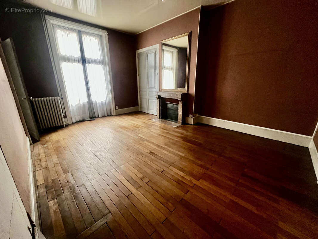Appartement de 140 m2 dans immeuble remarquable à deux pas des Halles - photo 9