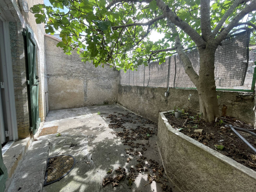 Maison à MOUSSOULENS