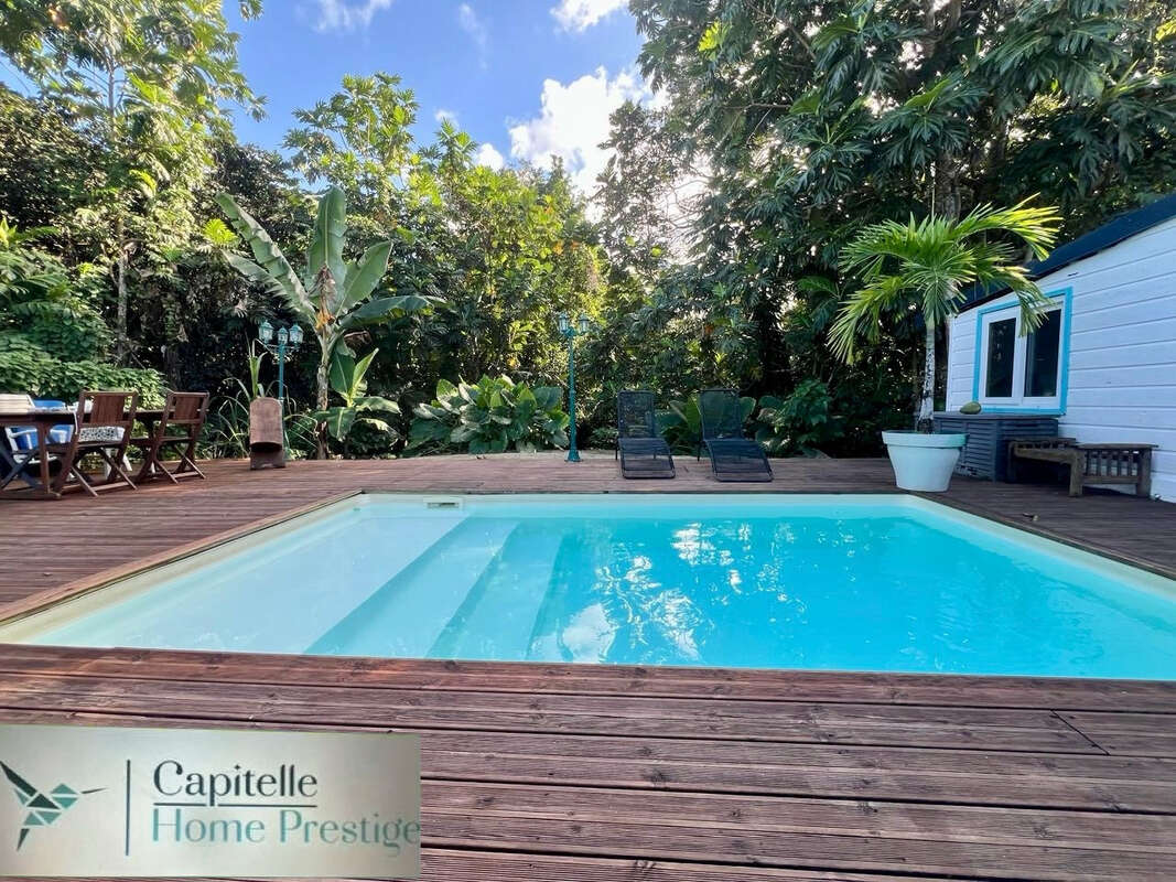 Maison à SAINTE-ROSE