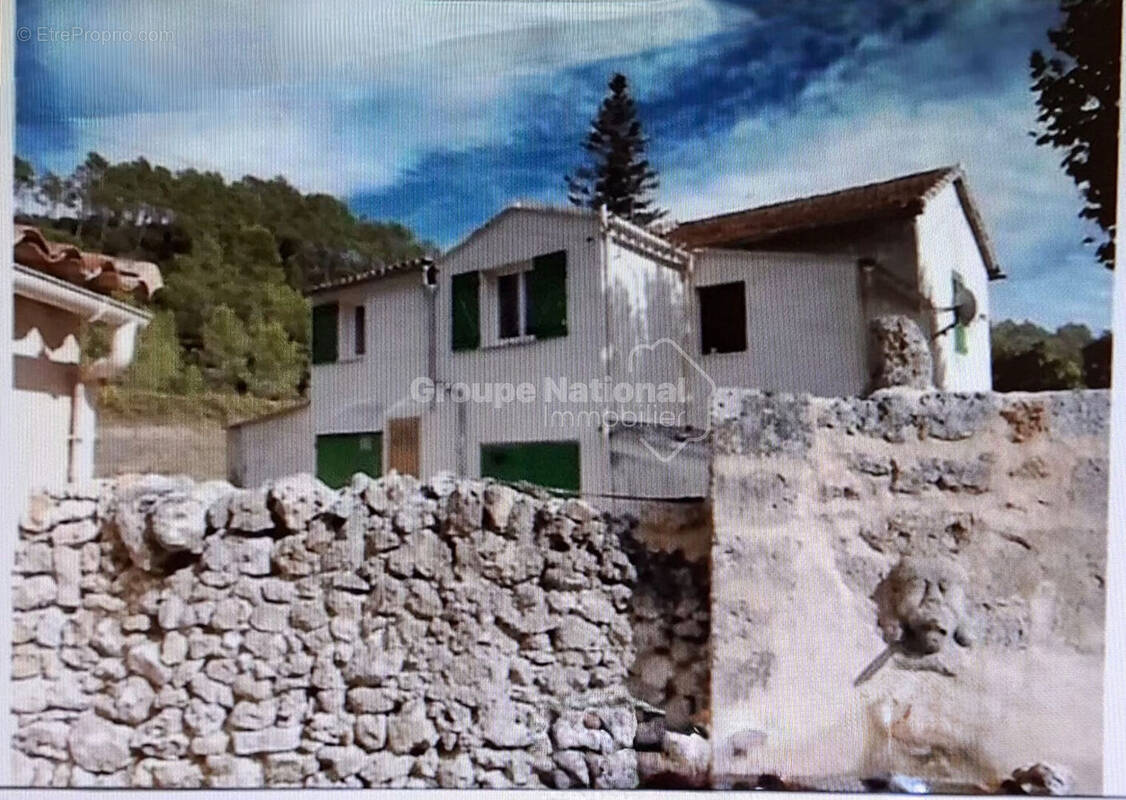 Maison à CHATEAUVERT