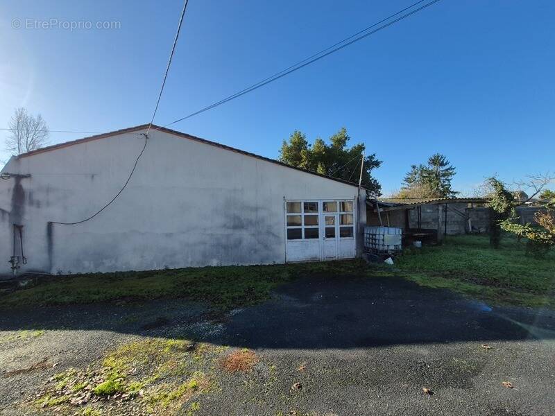 Maison à SAINT-SAVINIEN