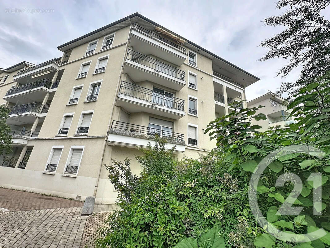 Appartement à VENISSIEUX