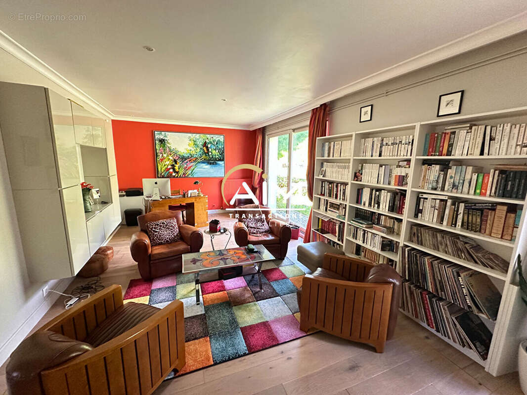 Maison à POCE-SUR-CISSE