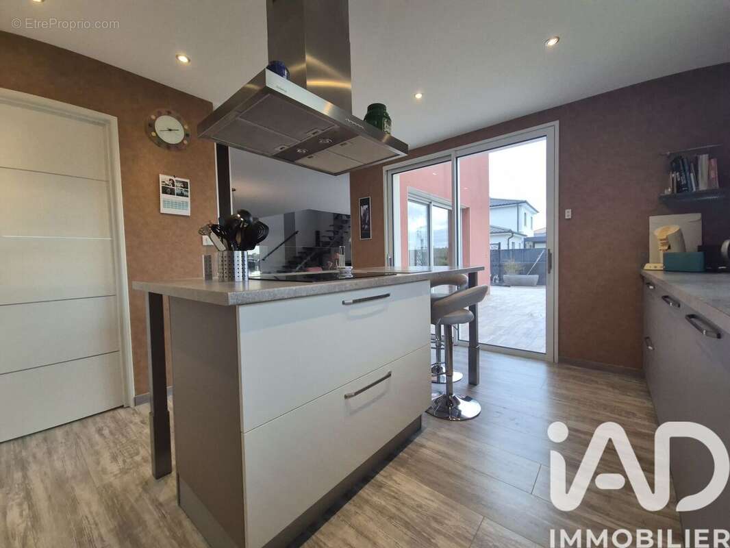 Maison 170 m² à Remereville  - photo 3
