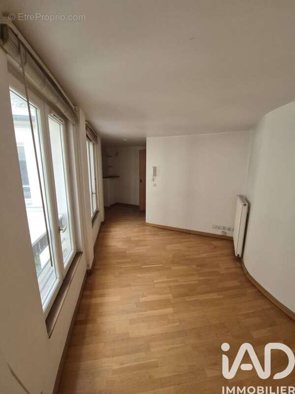 Photo 8 - Appartement à PARIS-8E