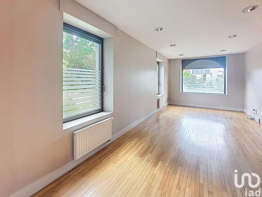 Photo 6 - Commerce à SAINT-DIE-DES-VOSGES