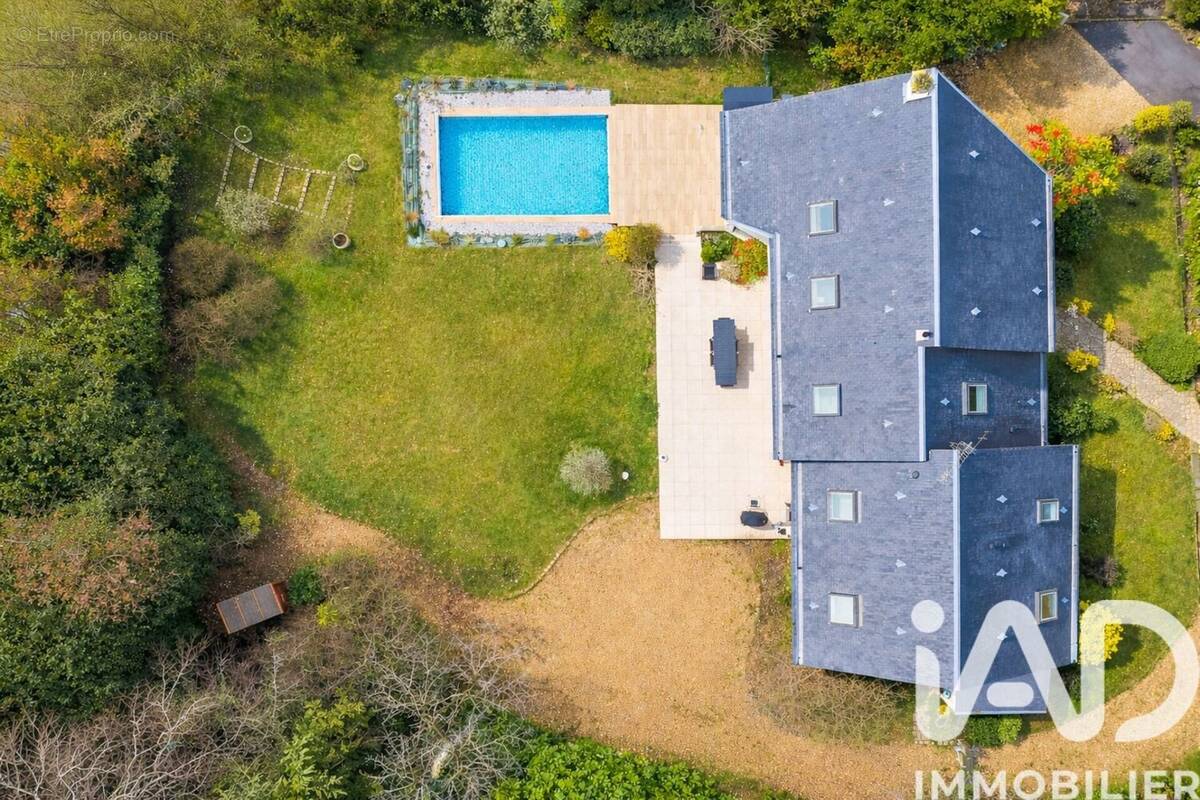 Photo 1 - Maison à YVRE-L'EVEQUE