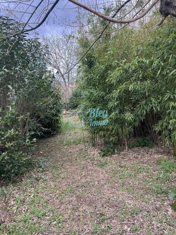 Terrain à MONTARNAUD