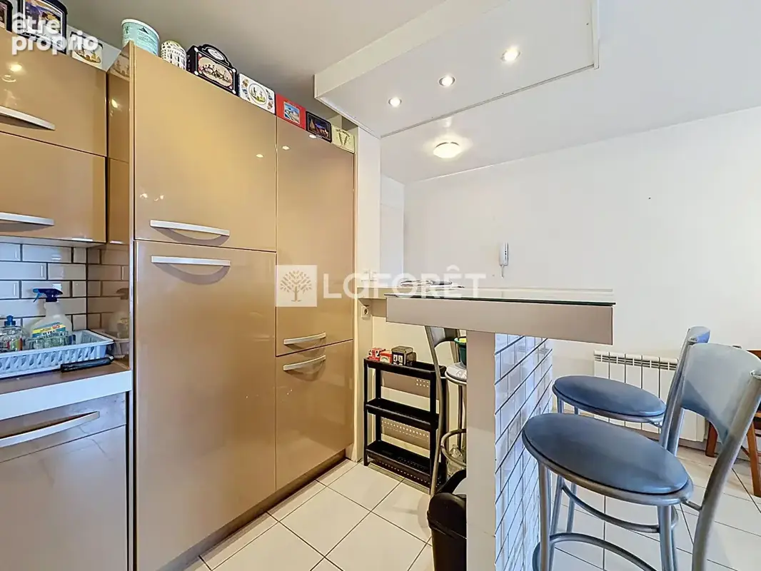 Carrières-sous-Poissy - Appartement 2 pièces de 38 m² avec parking, dernier étage - photo 10