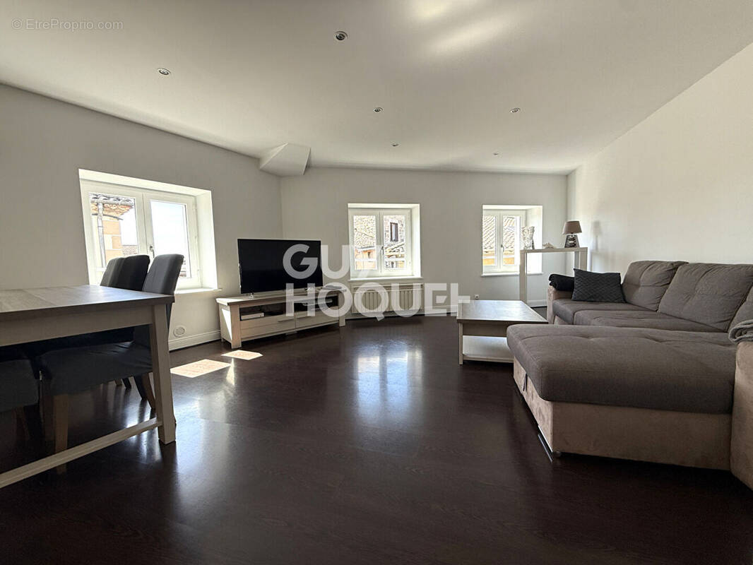 Appartement à MORNANT