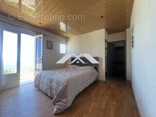 Maison à PETITE-ILE