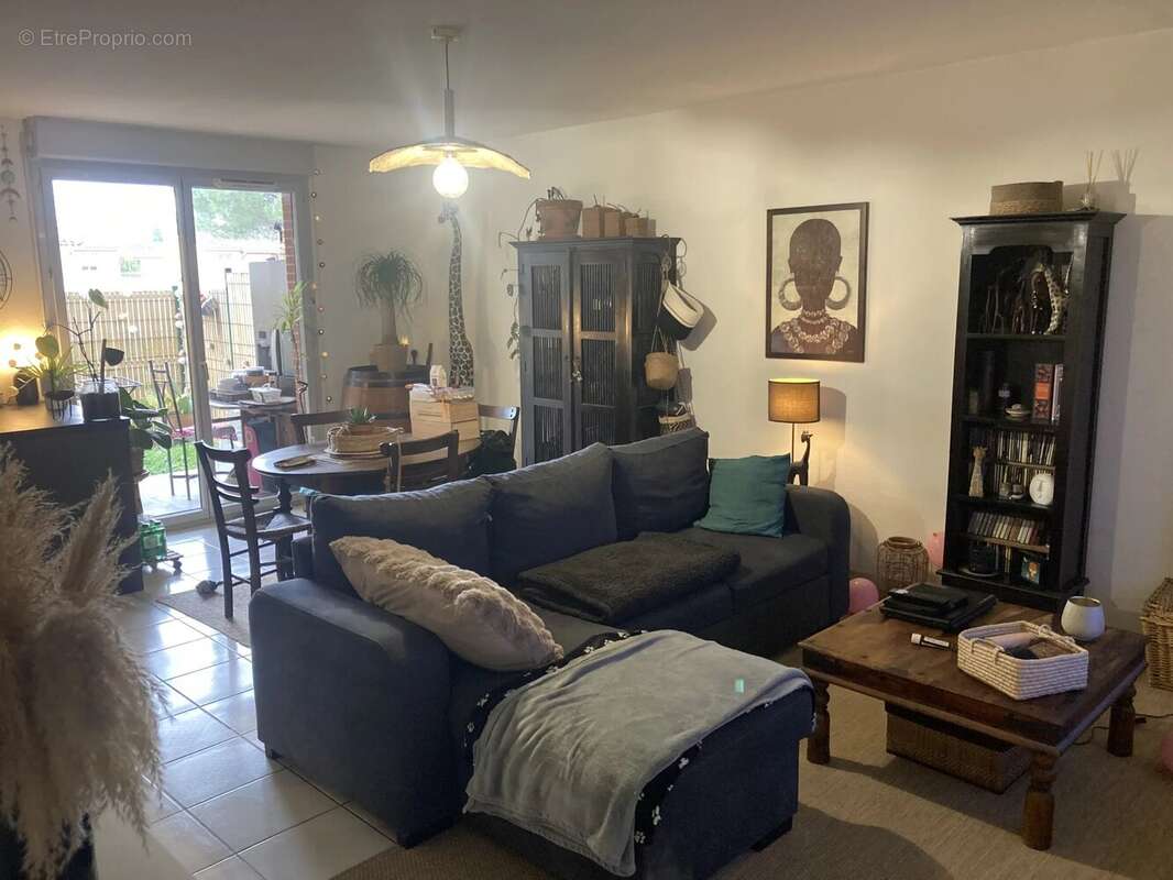 Appartement à FONBEAUZARD