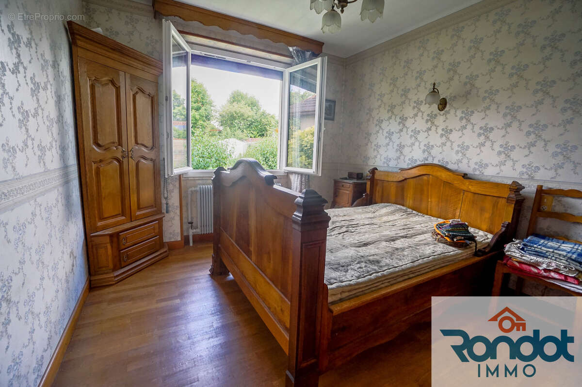 Maison à BOURBERAIN